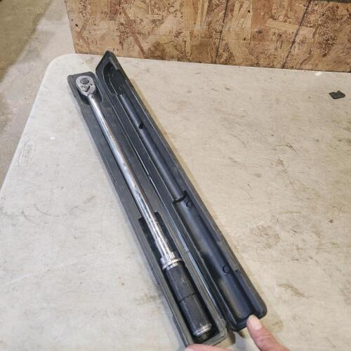 1/2" Dr Mastercraft Maximum torque wrench