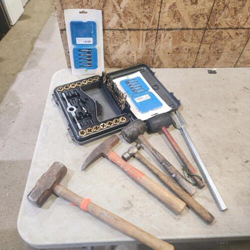Partial tap & die set, various hammers