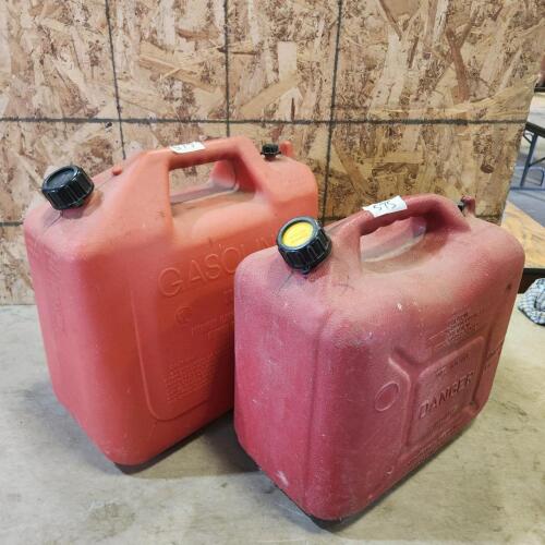 2 20L Gas cans