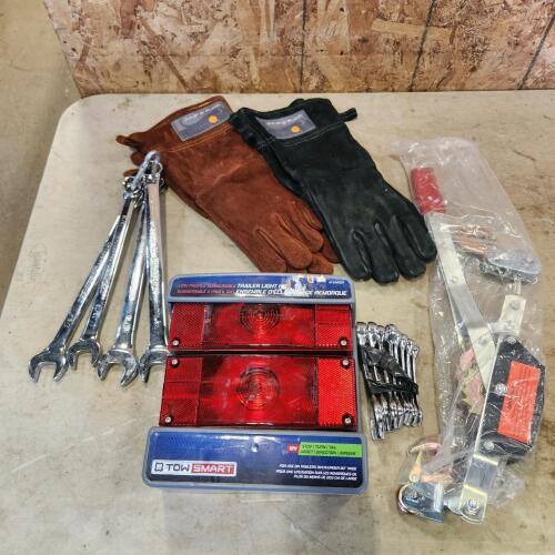 SAE stuby wrenches, trailer light, come along