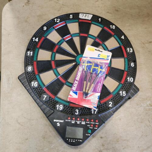 Electronic dart board w darts