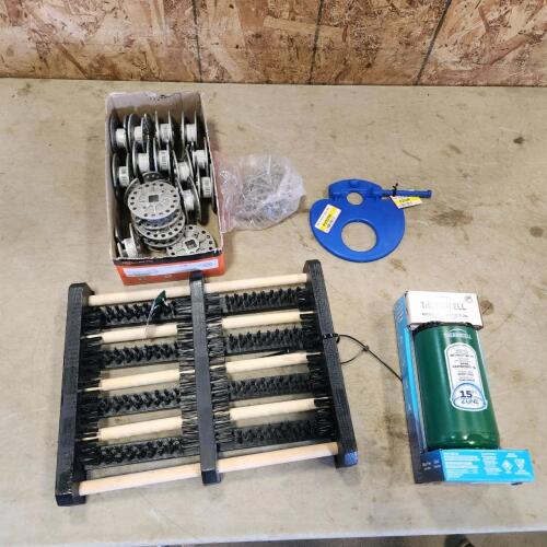 New Fence tensioners, boot brush, mosquito repellent