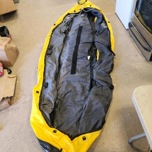 Inflatable raft