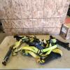 2 Safety harnesses