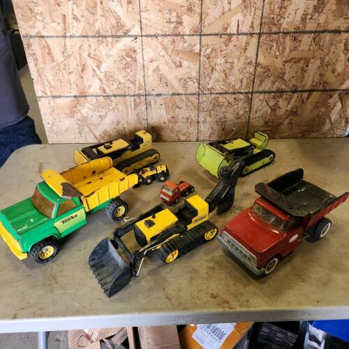 Various metal Tonka toys