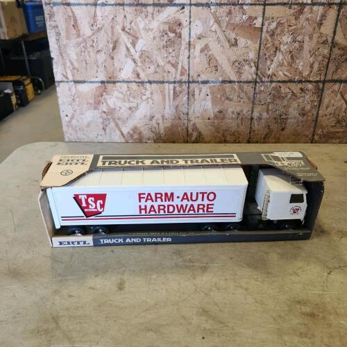 19" Diecast truck & trailer