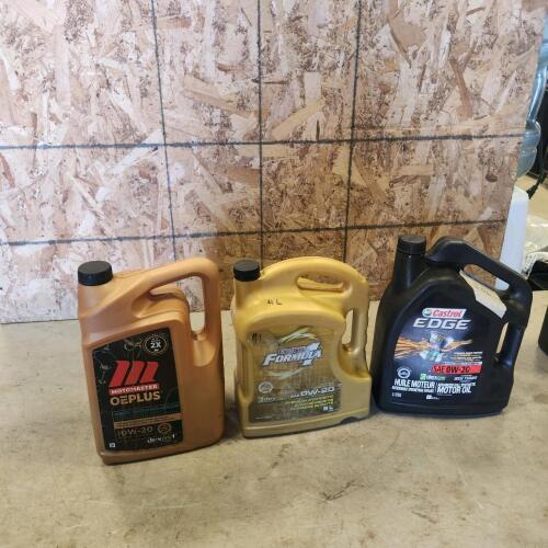 9L 0W-20 oil open jugs