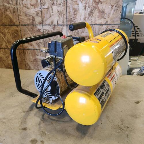 4 Gal air compressor