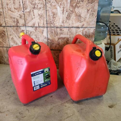 2 Gas cans