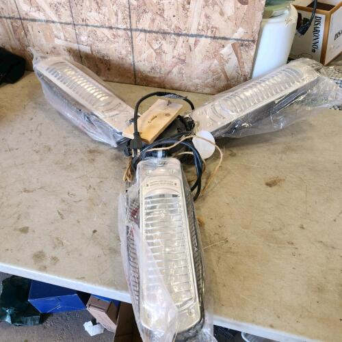 Hanging electric heater 120v
