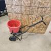 Broadcast spreader