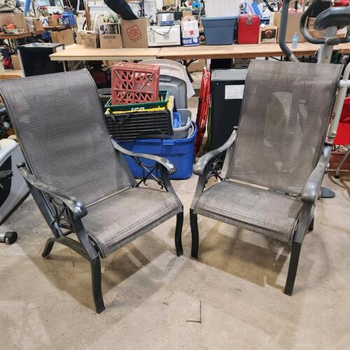 2 Metal patio chairs