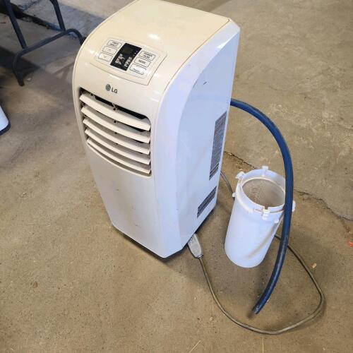 Portable air conditioner missing window venting piece