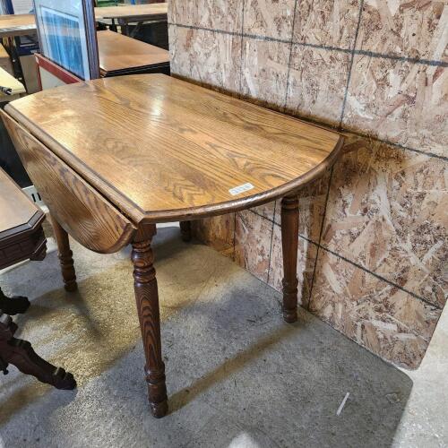 42" Oak drop leaf table