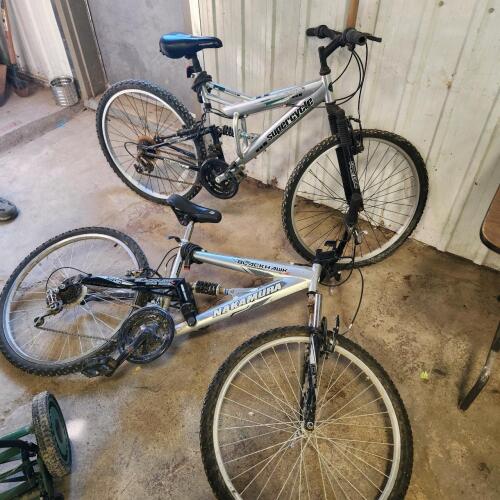 2 26" Bikes needing some work