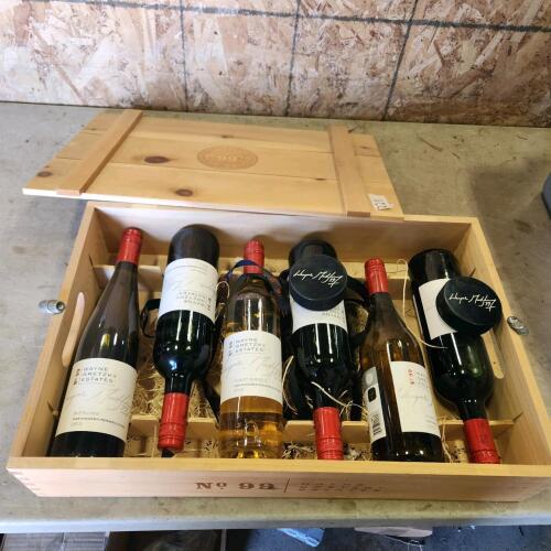 Wayne Gretzky estates assorted sealed bottles of wine