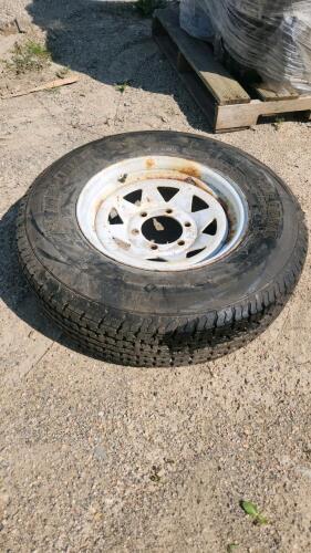 15" Trailer wheel new tire