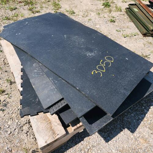 4'x2' Rubber mats