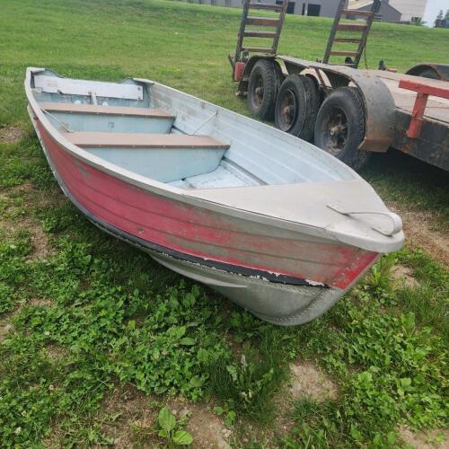 12' Alum row boat