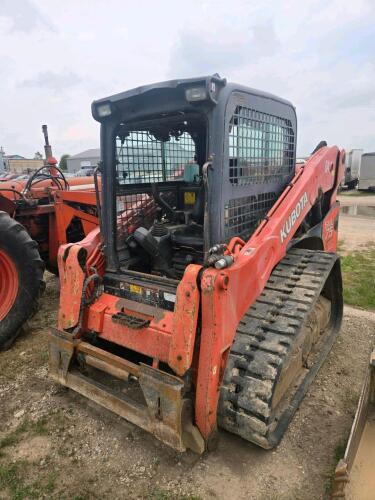 2013 Kubota SVL 75 diesel skidsteer, 4789 hrs, runs but needs track drive motor
