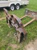 Skidsteer mount pallet fork