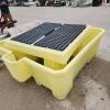 Spill containment pallet 6'x6'