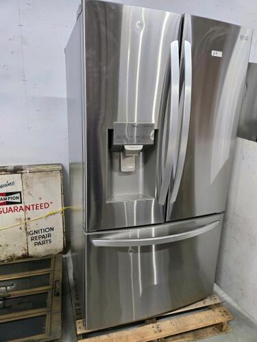 2022 scratch and dent unused stainless fridge 36"W 70"H