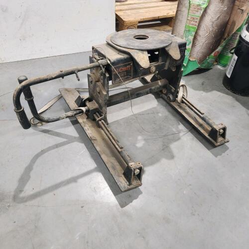Sliding 5th wheel hitch