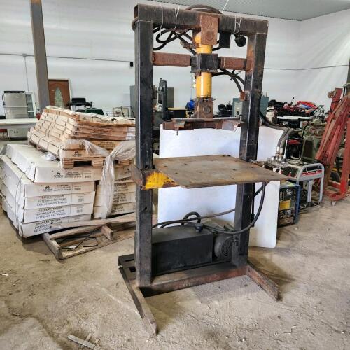 Hydraulic shop press
