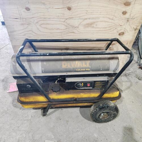Dewalt 135,000 BTU kerosene heater