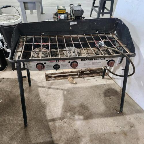 38" W Propane cooker