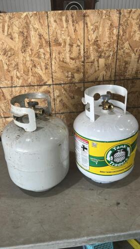 2 Empty BBQ propane tanks