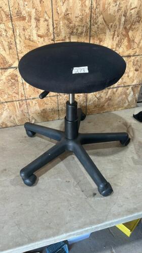 Rolling stool