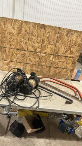 2 Submersible pumps, claw bar, saws