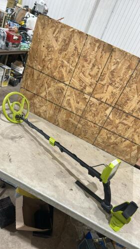 Metal detector