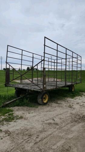 20' Bail thrower wagon