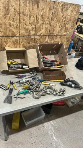 1/2&rdquo; Chain, various tools