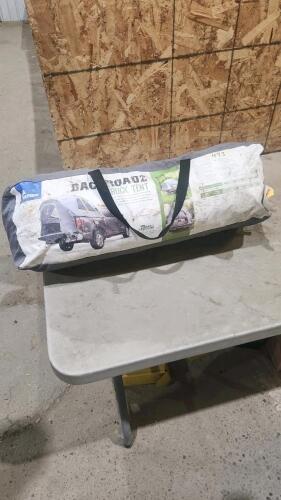 Truck tent