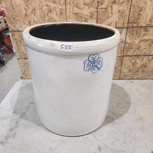 12Gal Crock in good condition