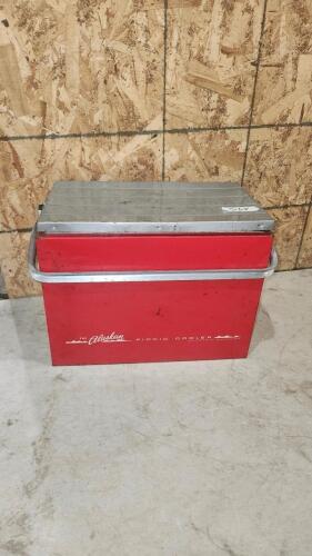Metal cooler