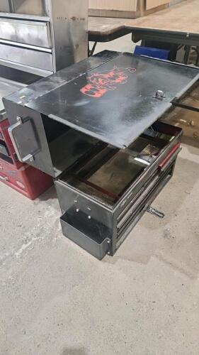 26"W Toolbox
